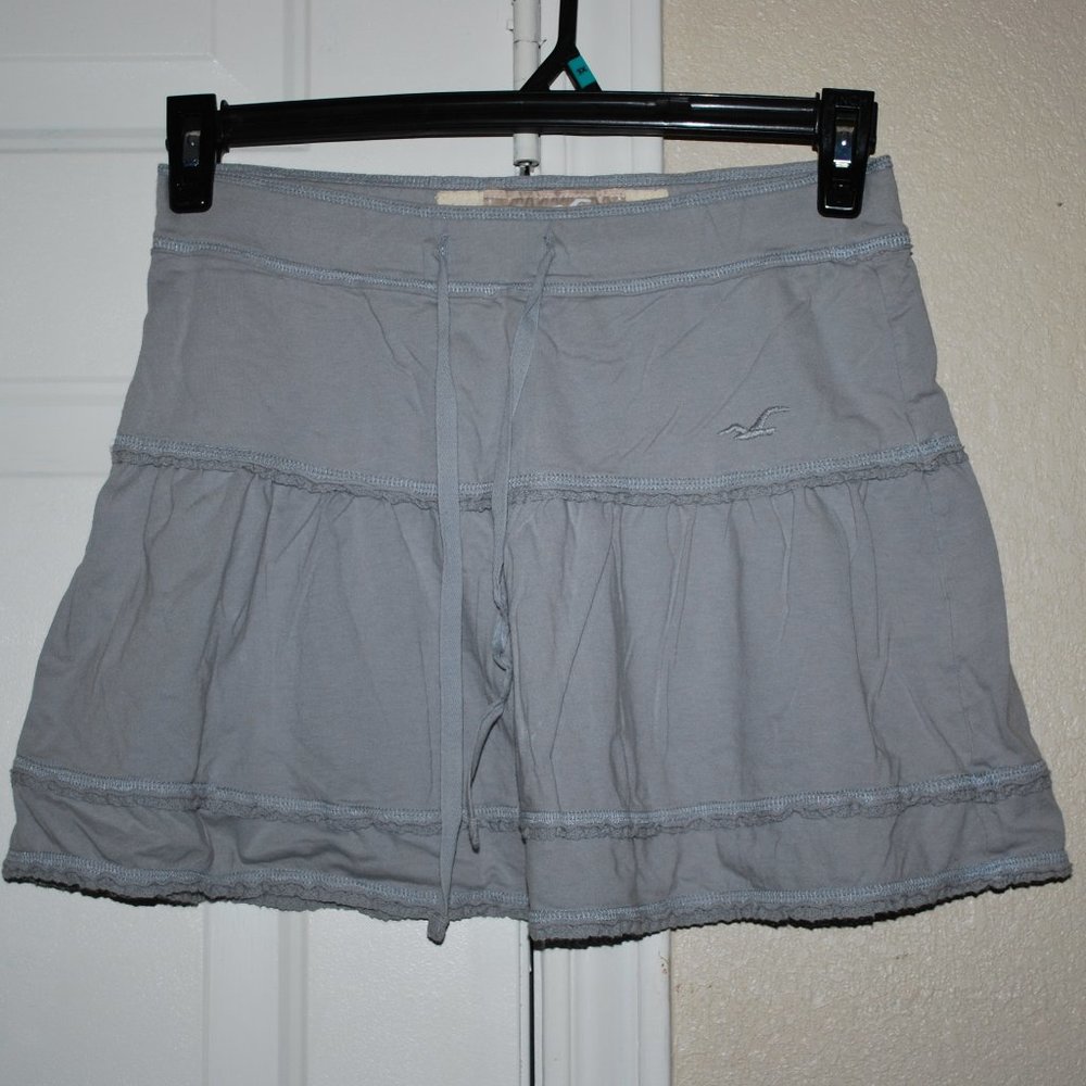 Hollister Short Grey Lace Ruffle Skirt Sz Small